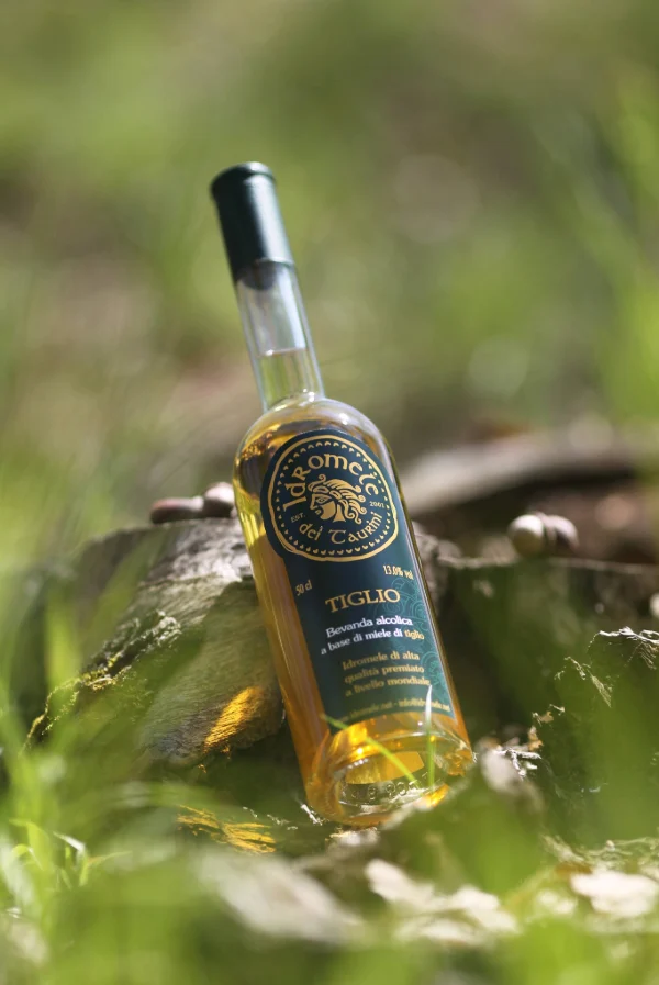 Bottiglia di Idromele dei Taurini al Tiglio